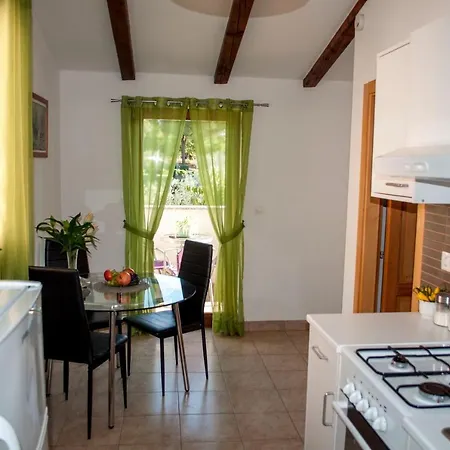 Rosa 2 Апартаменты