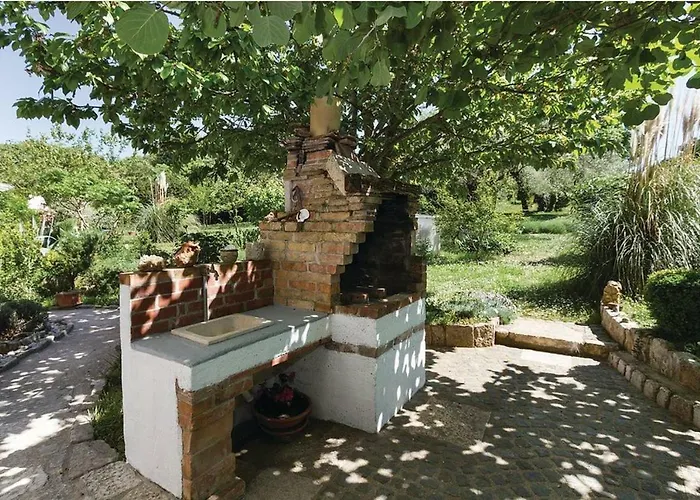 Rosa 2 * Ρόβινι